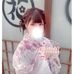 若々しく引き締まった美少女で