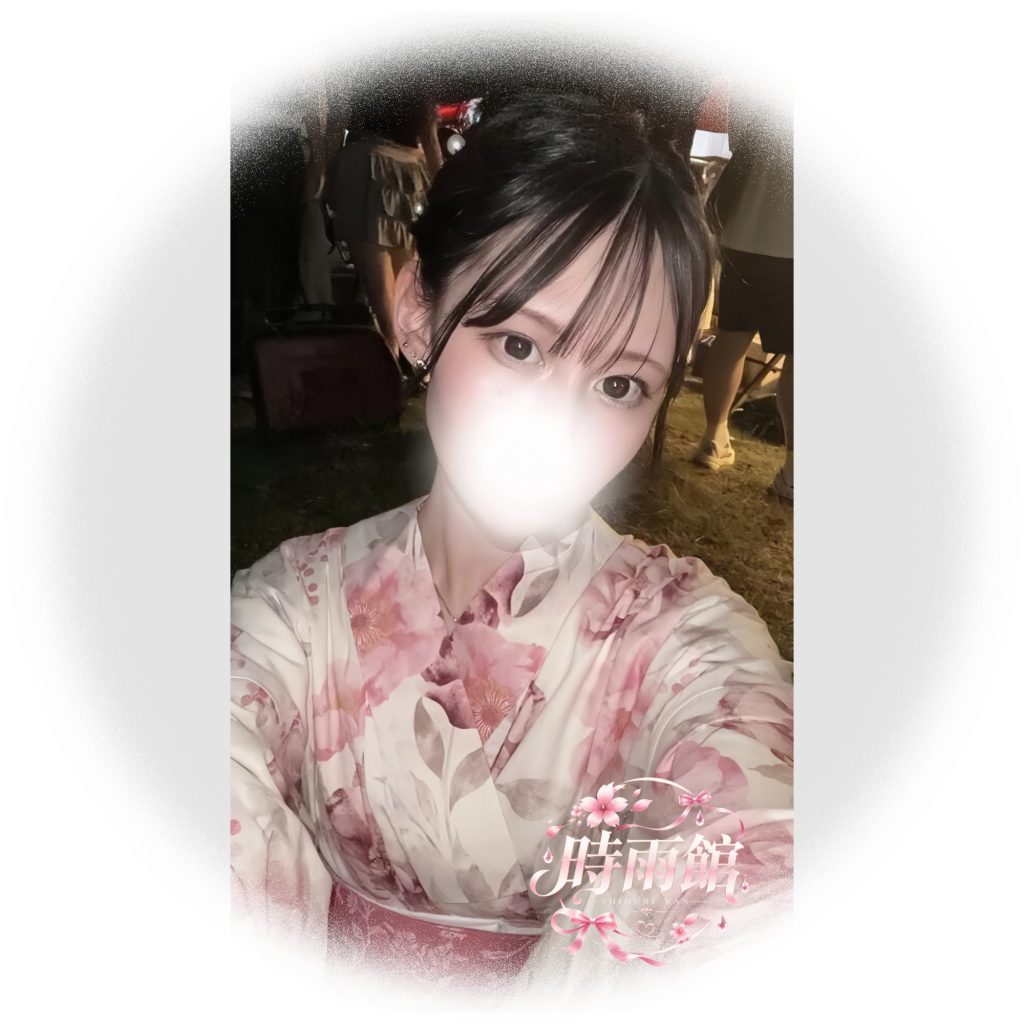 小柄で可愛らしい雰囲気