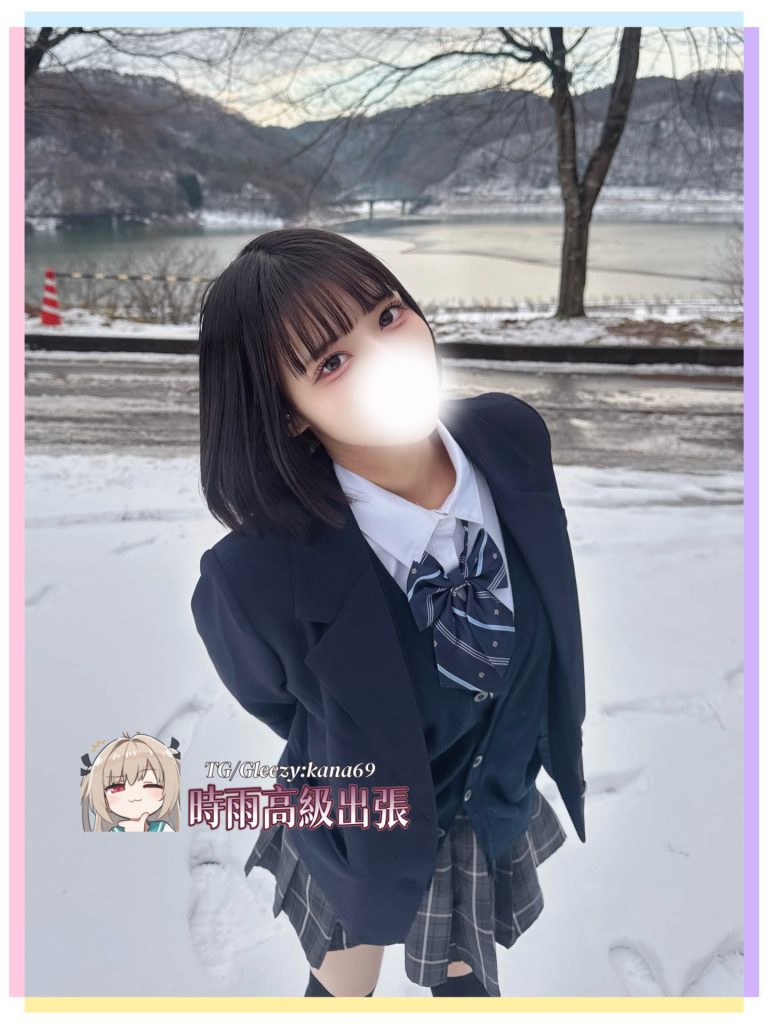 清純で可愛い妹、甘い声と柔軟な体であなたを虜に