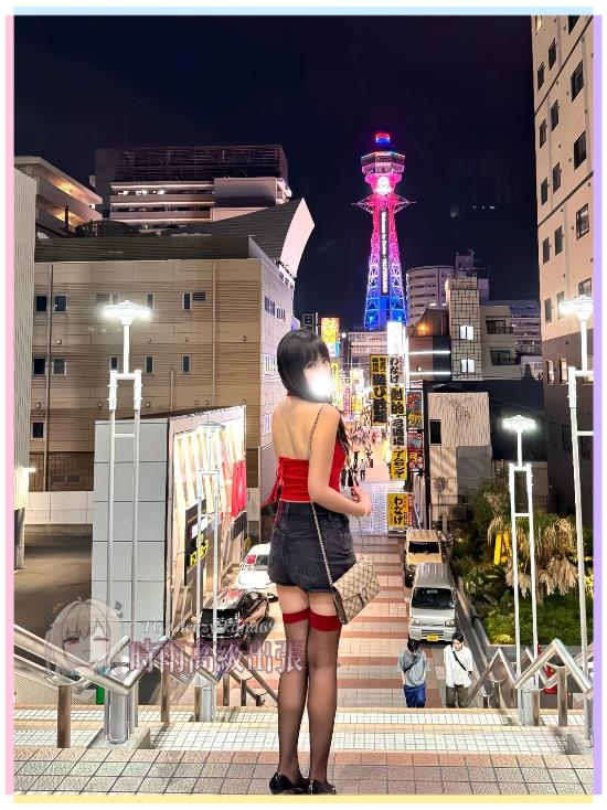 純白で綺麗な肌