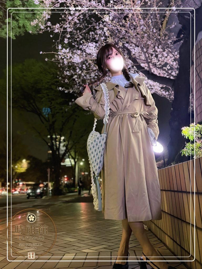 ンフルエンサー系の華やかなルックスで、顔立ちもハイレベル
