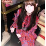 小柄でスタイルが良く、清楚で可愛らしい印象です