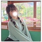 スタイル抜群で、明るく距離感の近い女の子