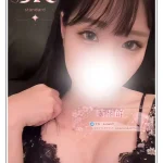 グラマラスなスタイルが魅力のセクシーな女の子