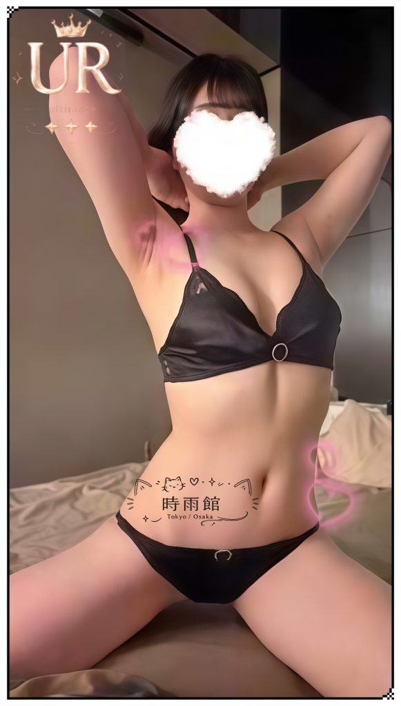 おっぱい大きくて脚が長く、細いウエスト
